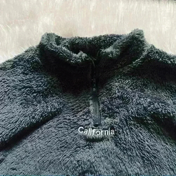 SHEIN Curve Letter Embroidery Drawstring Hem Drop Shoulder Crop Teddy Pullover - Picture 3 of 7